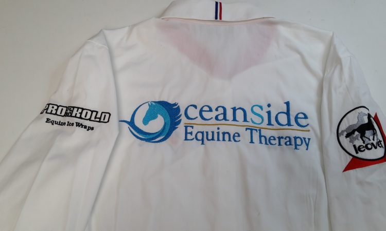 Logo brodé, personnalisé sur chemise